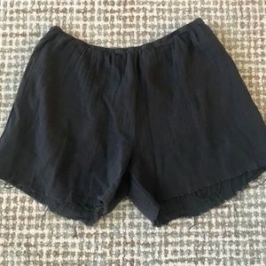 Stark x Linen Cutoff Short